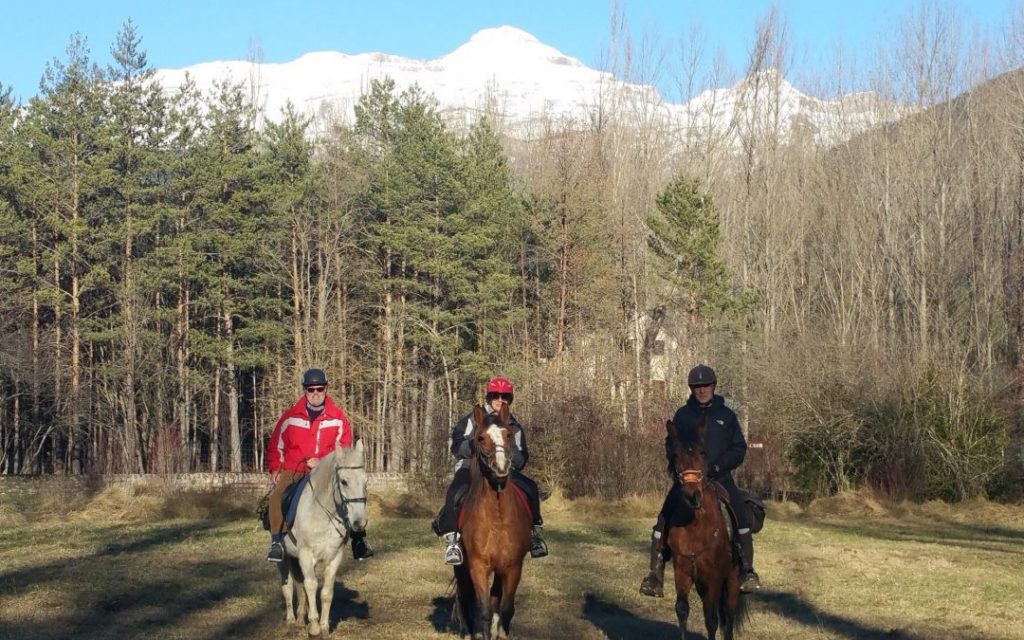 invierno ruta caballo jaca