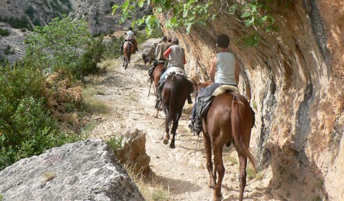 ruta a caballo por la sierra de guara