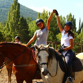 montar a caballo en jaca clases